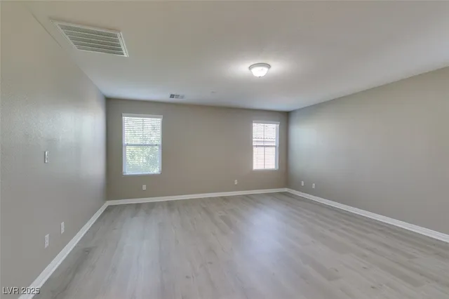 $2,700 | 137 Littlestone Street, Henderson, NV 89074