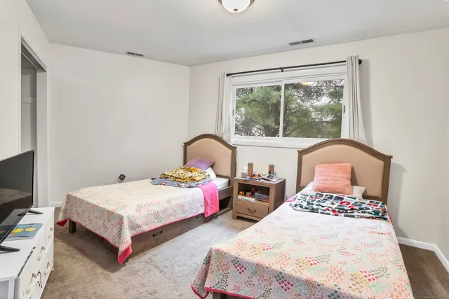 $330,000 | 751 West Main Street, Unit G, Cheshire, CT 06410