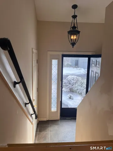 $329,900 | 751 West Main Street, Unit G, Cheshire, CT 06410