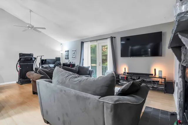 $330,000 | 751 West Main Street, Unit G, Cheshire, CT 06410