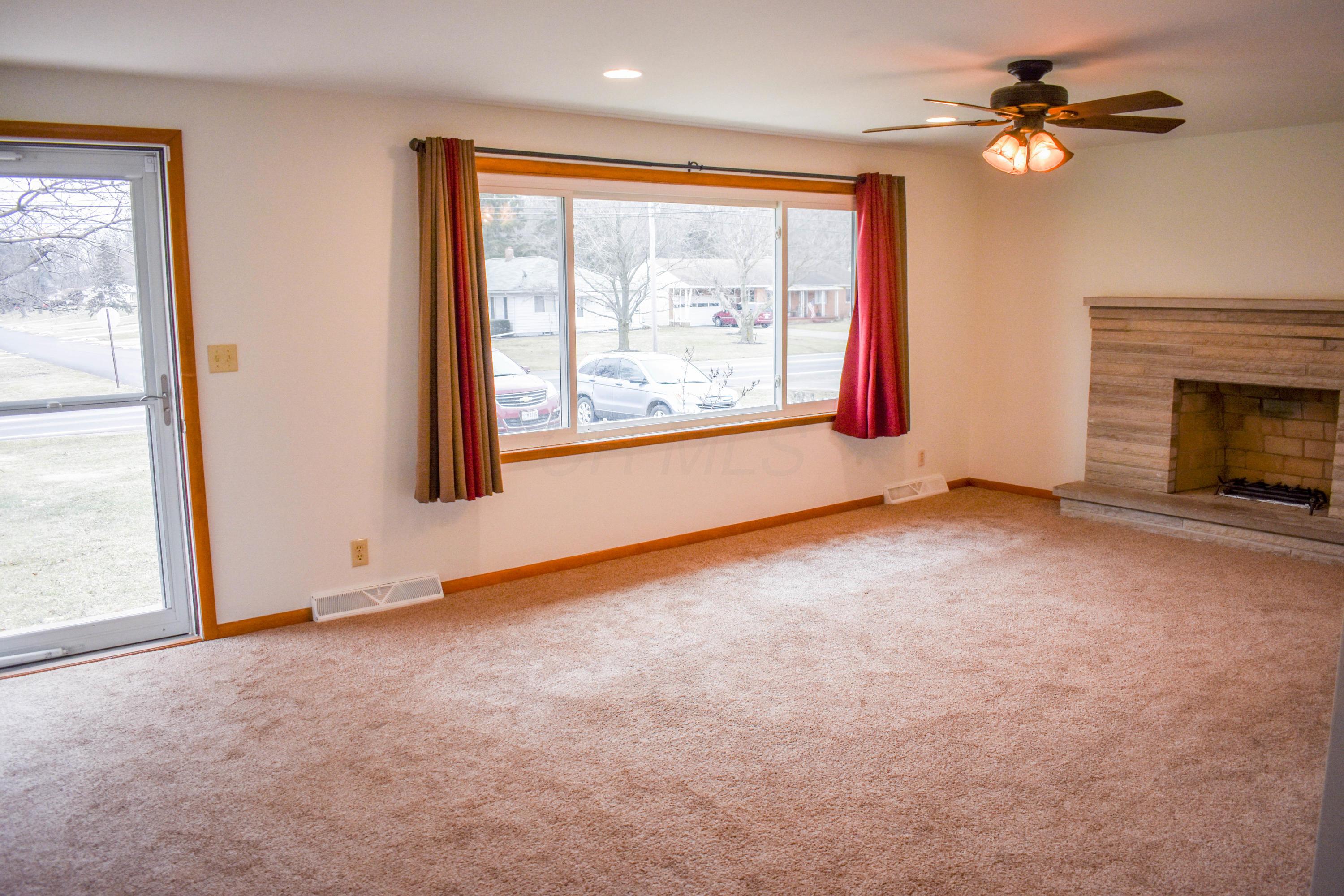 142 South Home Road Mansfield, OH 44906 - Photo 3 of 32