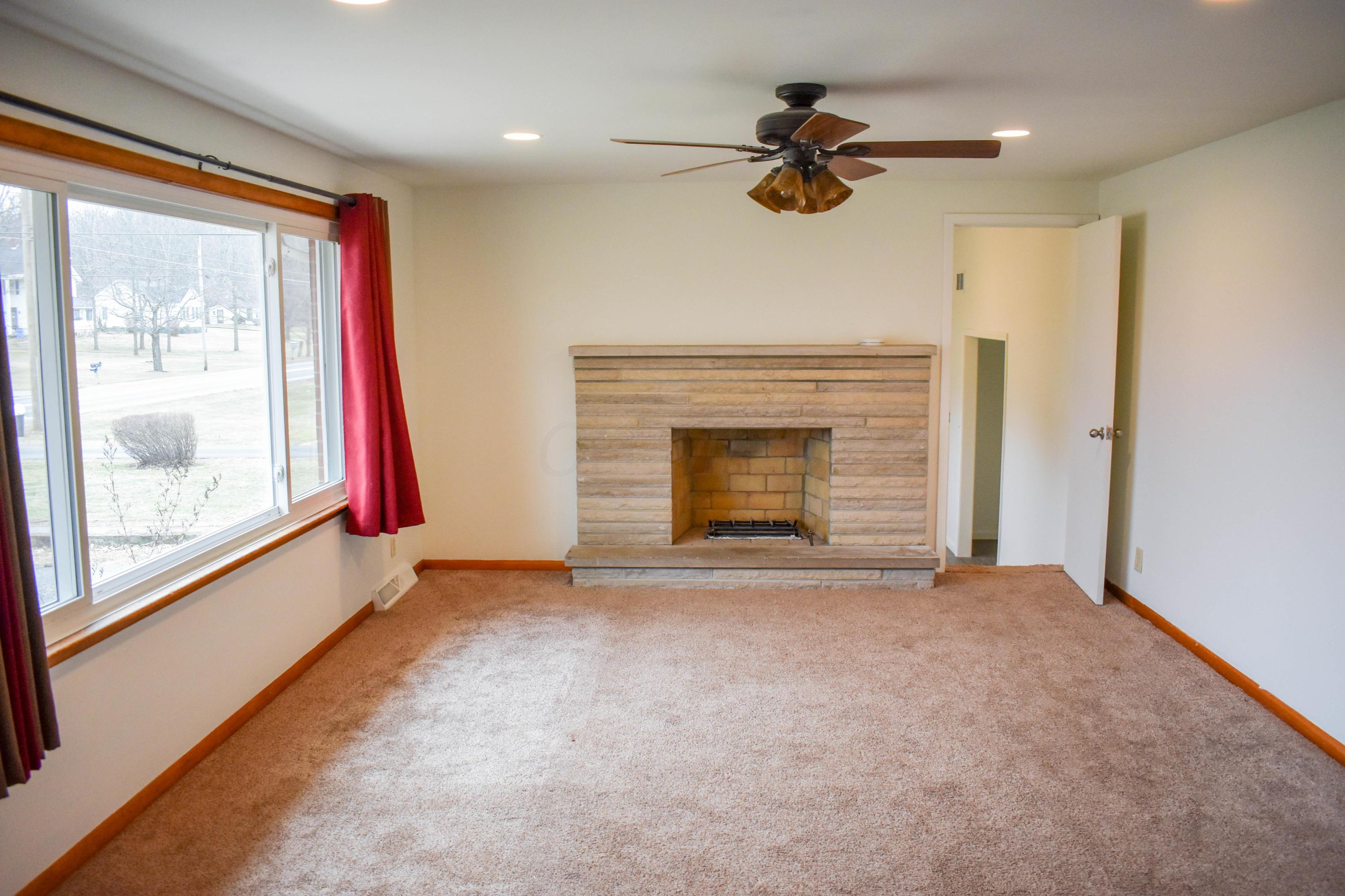 142 South Home Road Mansfield, OH 44906 - Photo 4 of 32