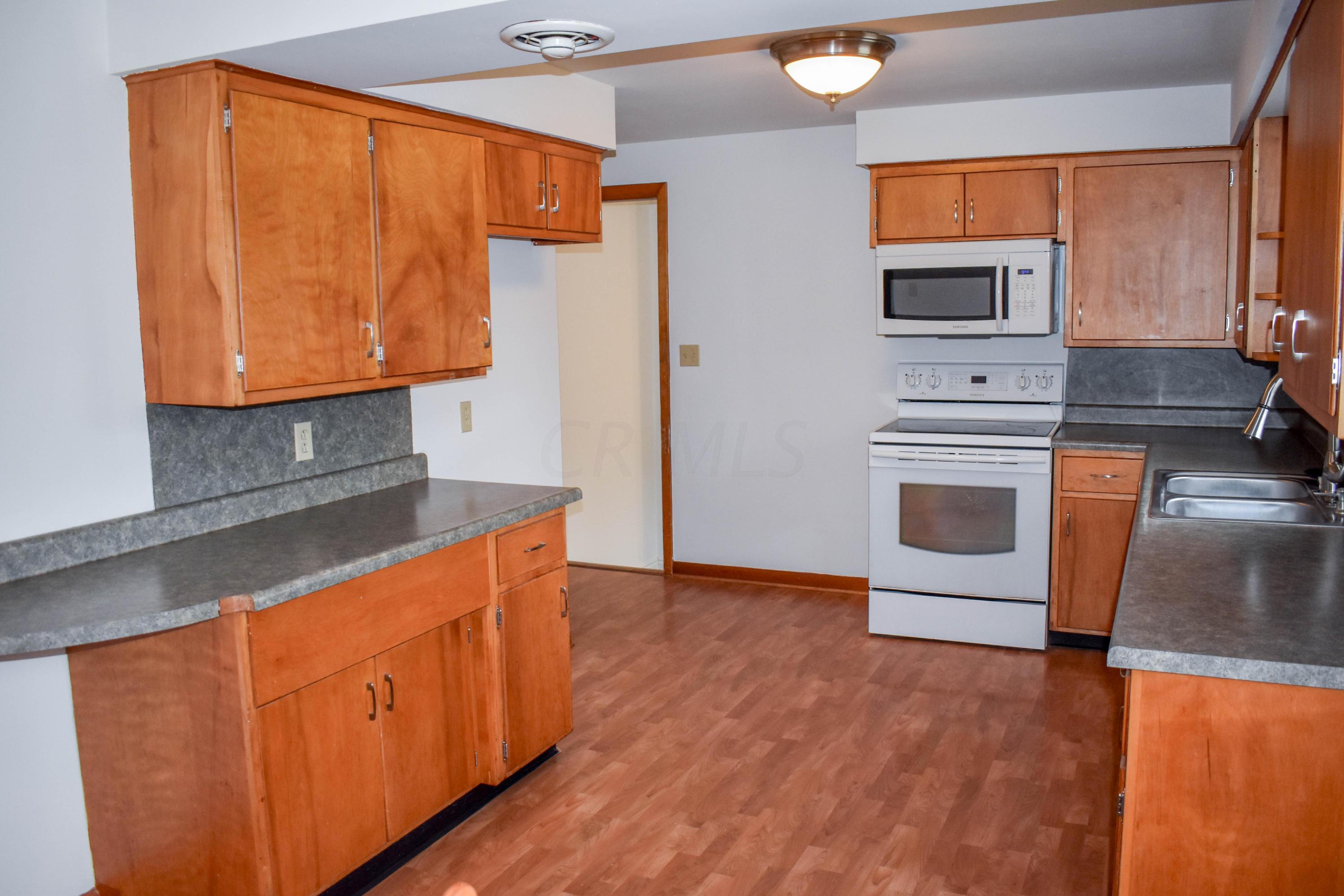 142 South Home Road Mansfield, OH 44906 - Photo 9 of 32