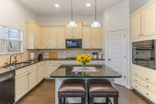 $469,000 | 101 Harvest Brk Way, Spartanburg, SC 29301