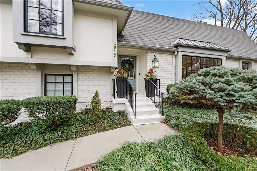 9815 Belinder Road Leawood, KS 66206 - Photo 2 of 81