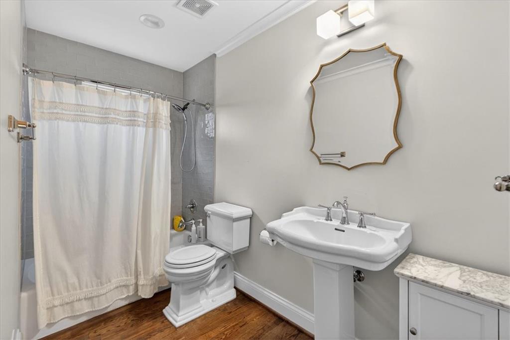 9815 Belinder Road Leawood, KS 66206 - Photo 36 of 82