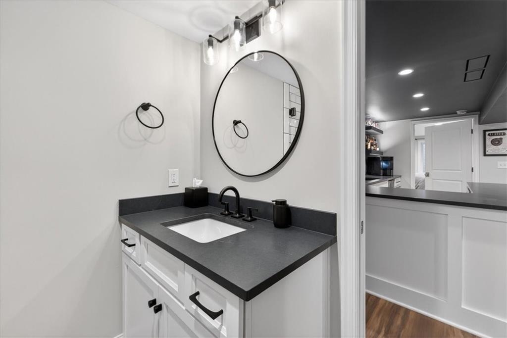 9815 Belinder Road Leawood, KS 66206 - Photo 61 of 82