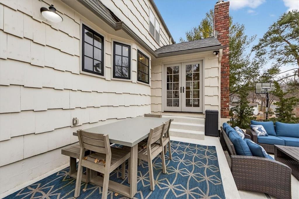 9815 Belinder Road Leawood, KS 66206 - Photo 66 of 81