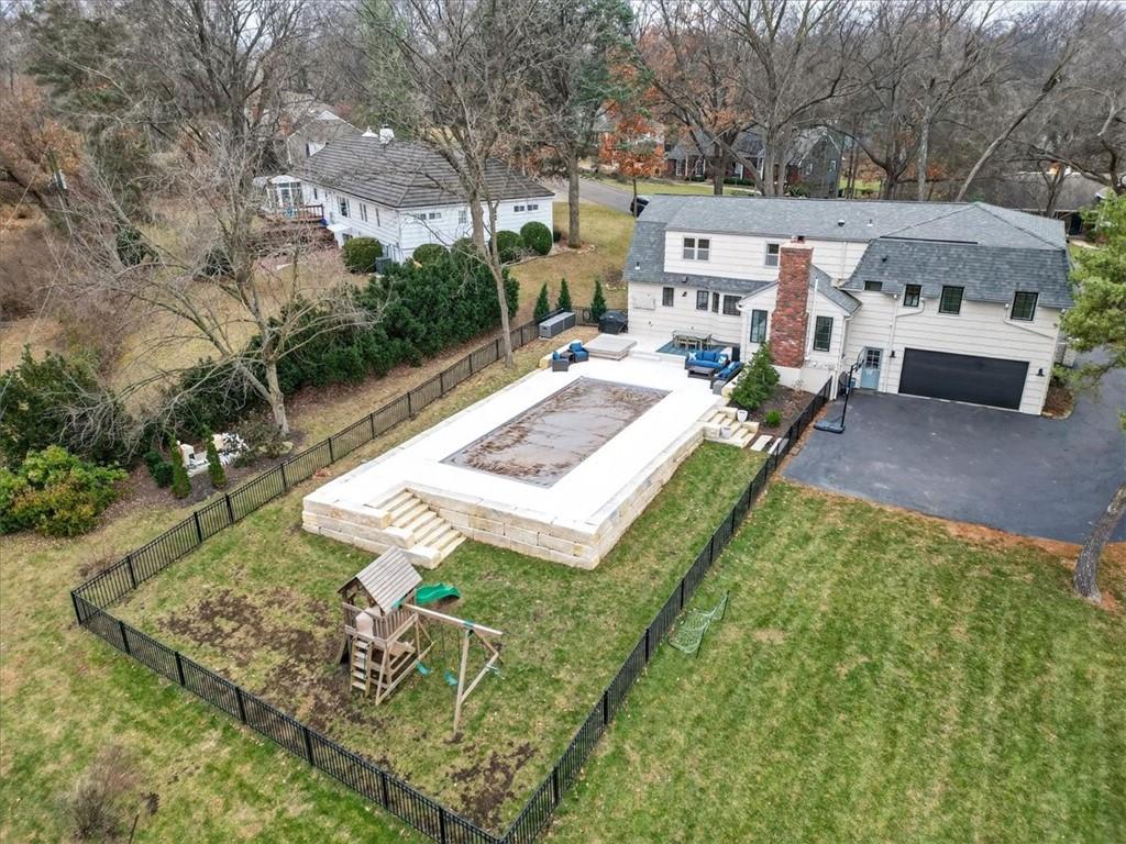 9815 Belinder Road Leawood, KS 66206 - Photo 74 of 81