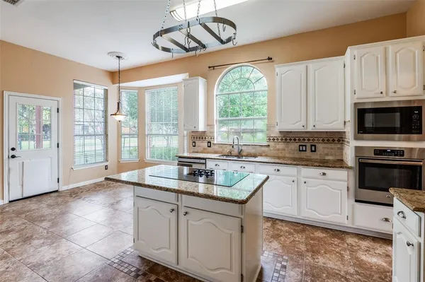 $585,000 | 5613 Vicksburg Place, Frisco, TX 75035