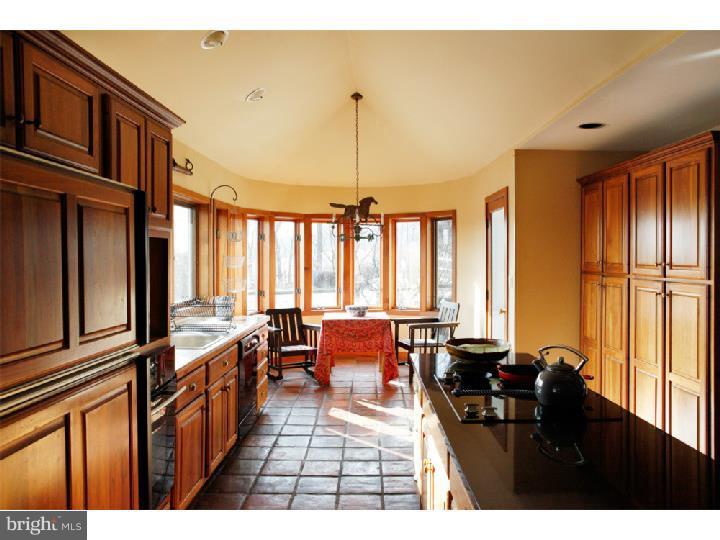 969 Spring Hill Road Riegelsville, PA 18077 - Photo 10 of 24