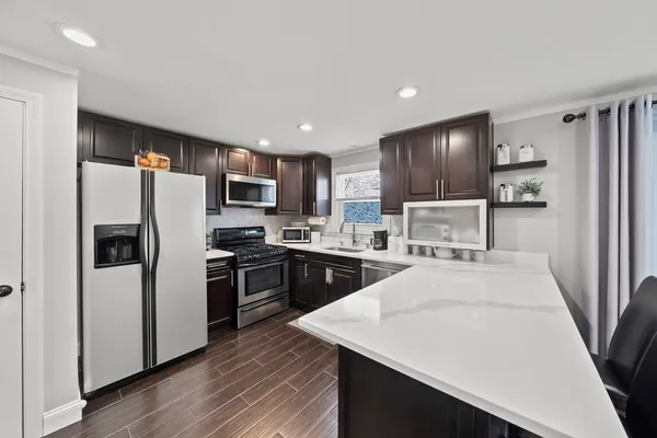 $475,000 | 4 F Franklin Square, Unit 4F, Randolph, MA 02368