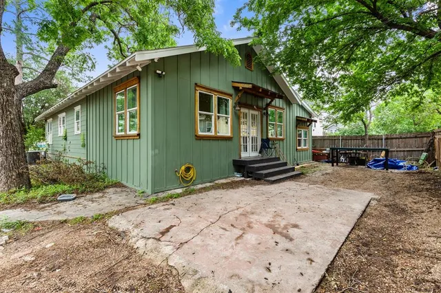 $525,000 | 1815 South 12th Street, Waco, TX 76706