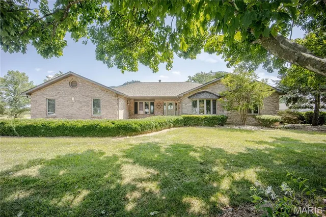 $485,100 | 8620 Highway 163, Belleville, IL 62223