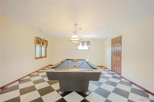 $485,100 | 8620 Highway 163, Belleville, IL 62223