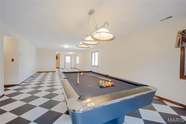 $485,100 | 8620 Highway 163, Belleville, IL 62223