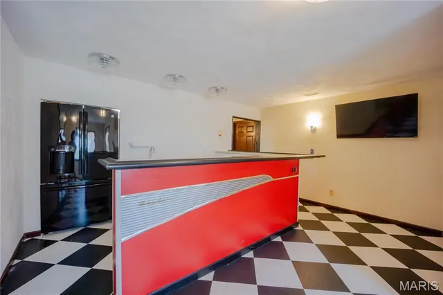 $485,100 | 8620 Highway 163, Belleville, IL 62223