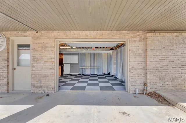 $485,100 | 8620 Highway 163, Belleville, IL 62223