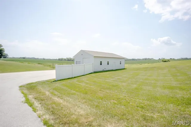 $485,100 | 8620 Highway 163, Belleville, IL 62223