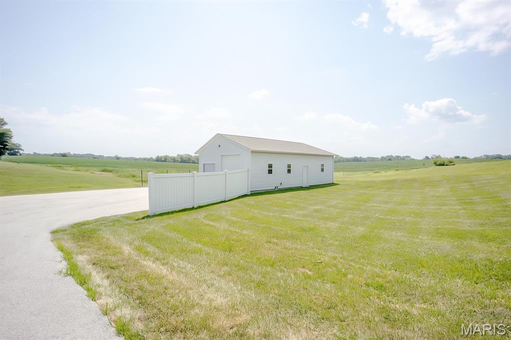 8620 Highway 163 Belleville, IL 62223 - Photo 37 of 49