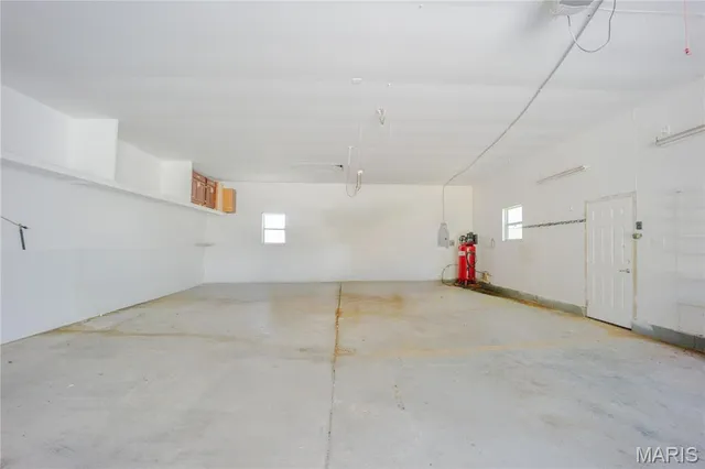 $485,100 | 8620 Highway 163, Belleville, IL 62223