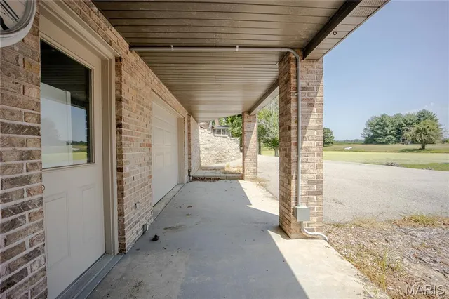 $485,100 | 8620 Highway 163, Belleville, IL 62223