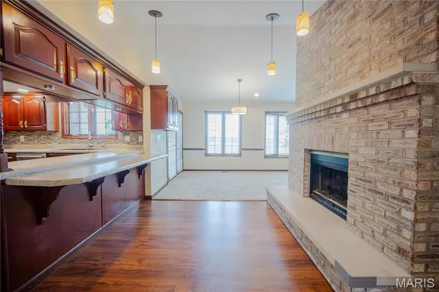 $485,100 | 8620 Highway 163, Belleville, IL 62223