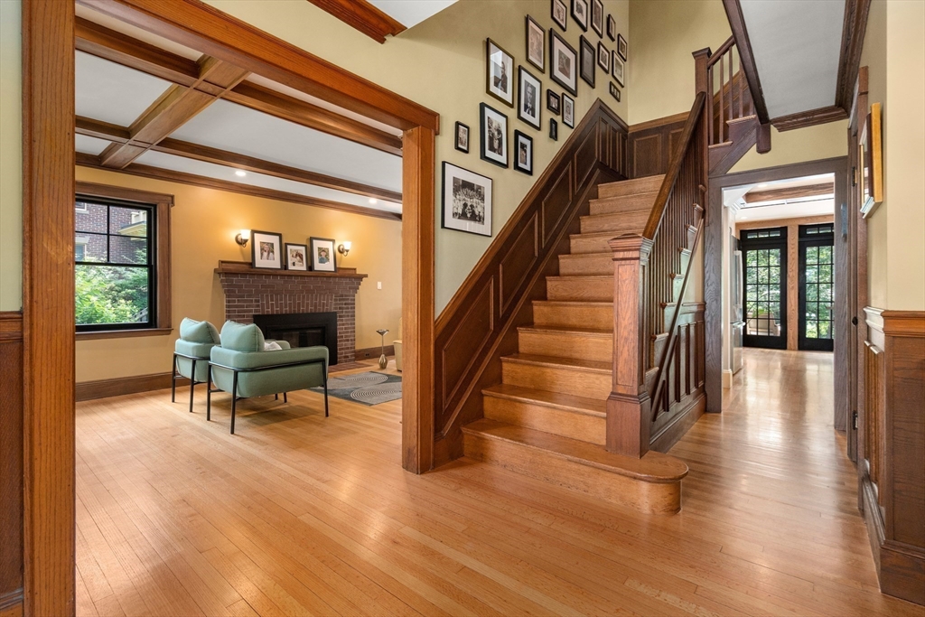 76 Cliff Road Milton, MA 02186 - Photo 4 of 36