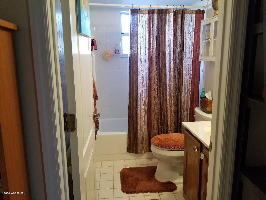 6875 Cairo Road Cocoa, FL 32927 - Photo 10 of 14 main bath