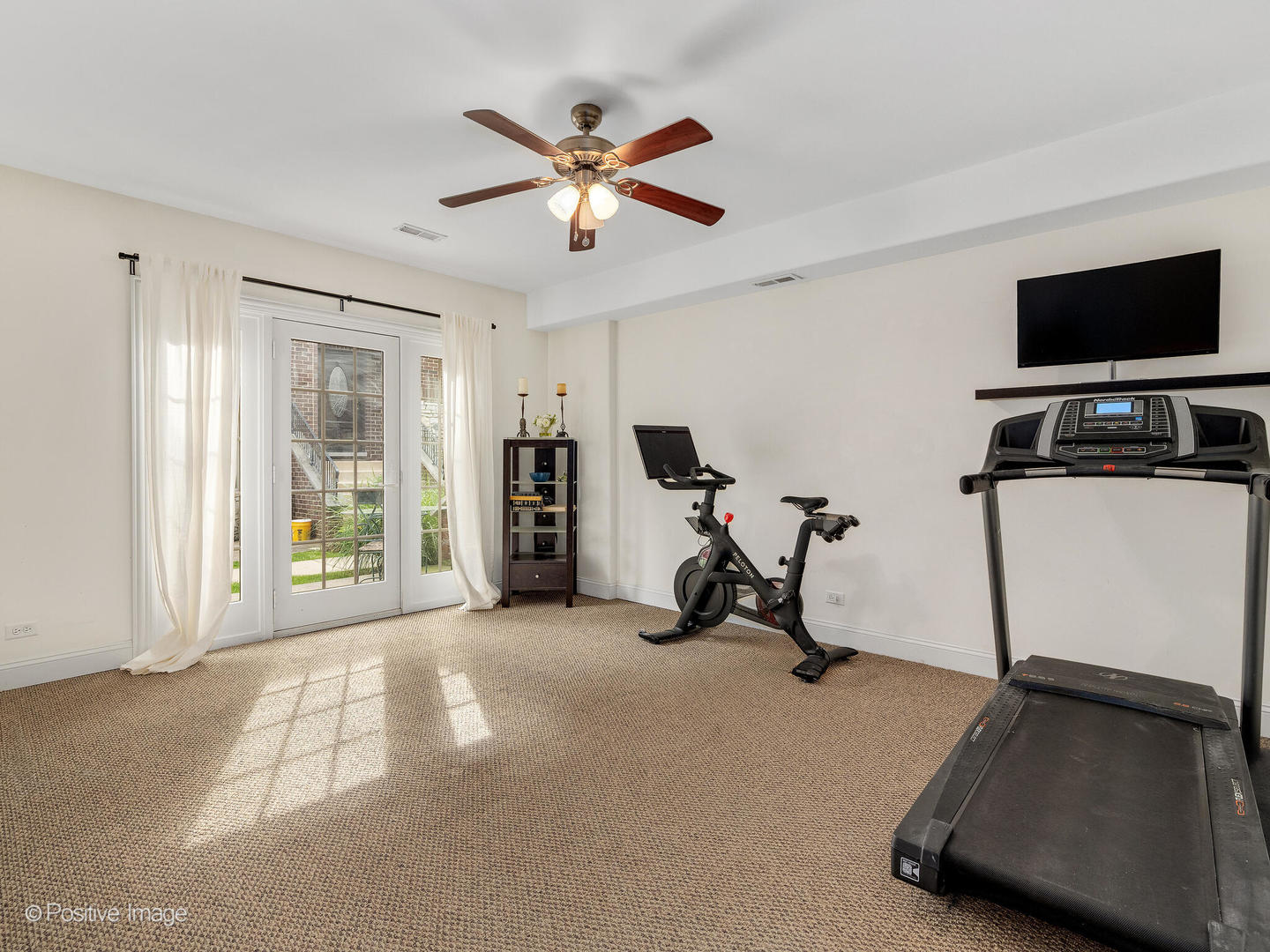 4313 Eberly Avenue Brookfield, IL 60513 - Photo 19 of 22 a view of a room with gym equipment