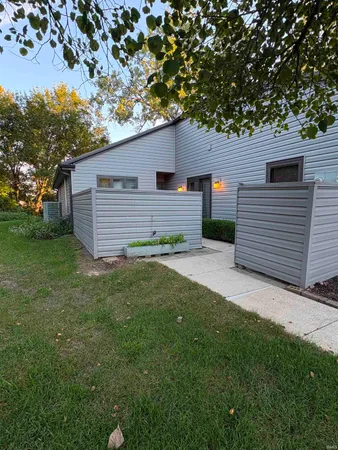 $170,000 | 18 Woods Point Circle, North Manchester, IN 46962