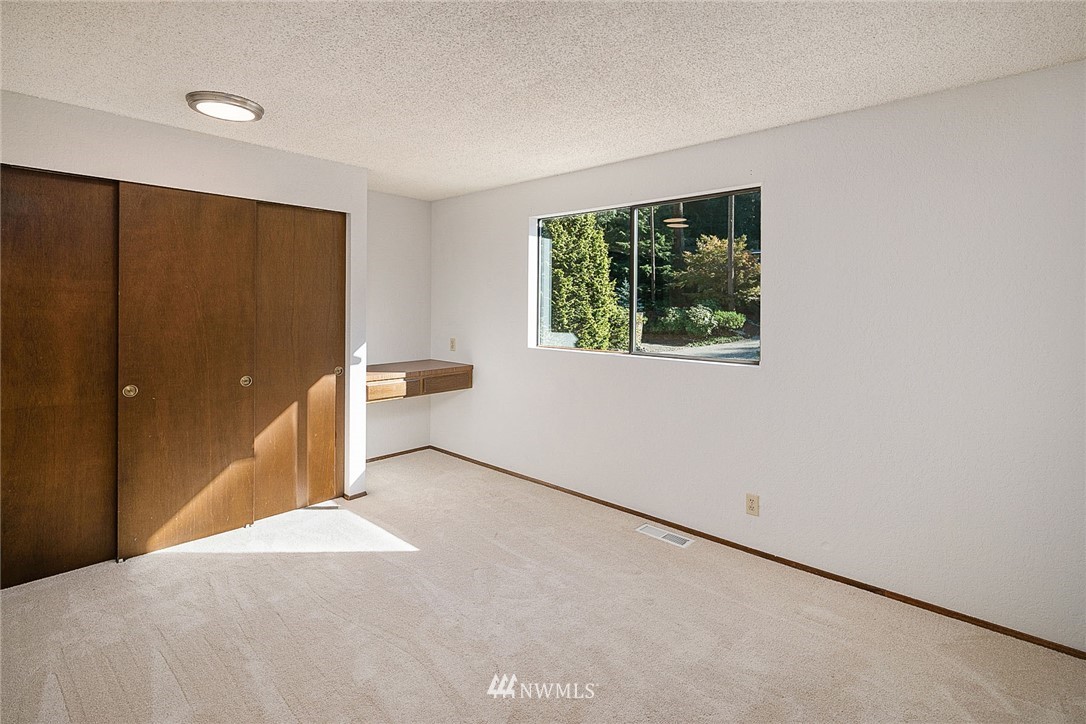 20912 28th Avenue Southeast Bothell, WA 98021 - Photo 11 of 20