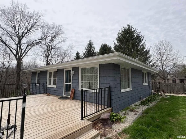 $199,900 | 3306 West Glen Avenue, Peoria, IL 61615