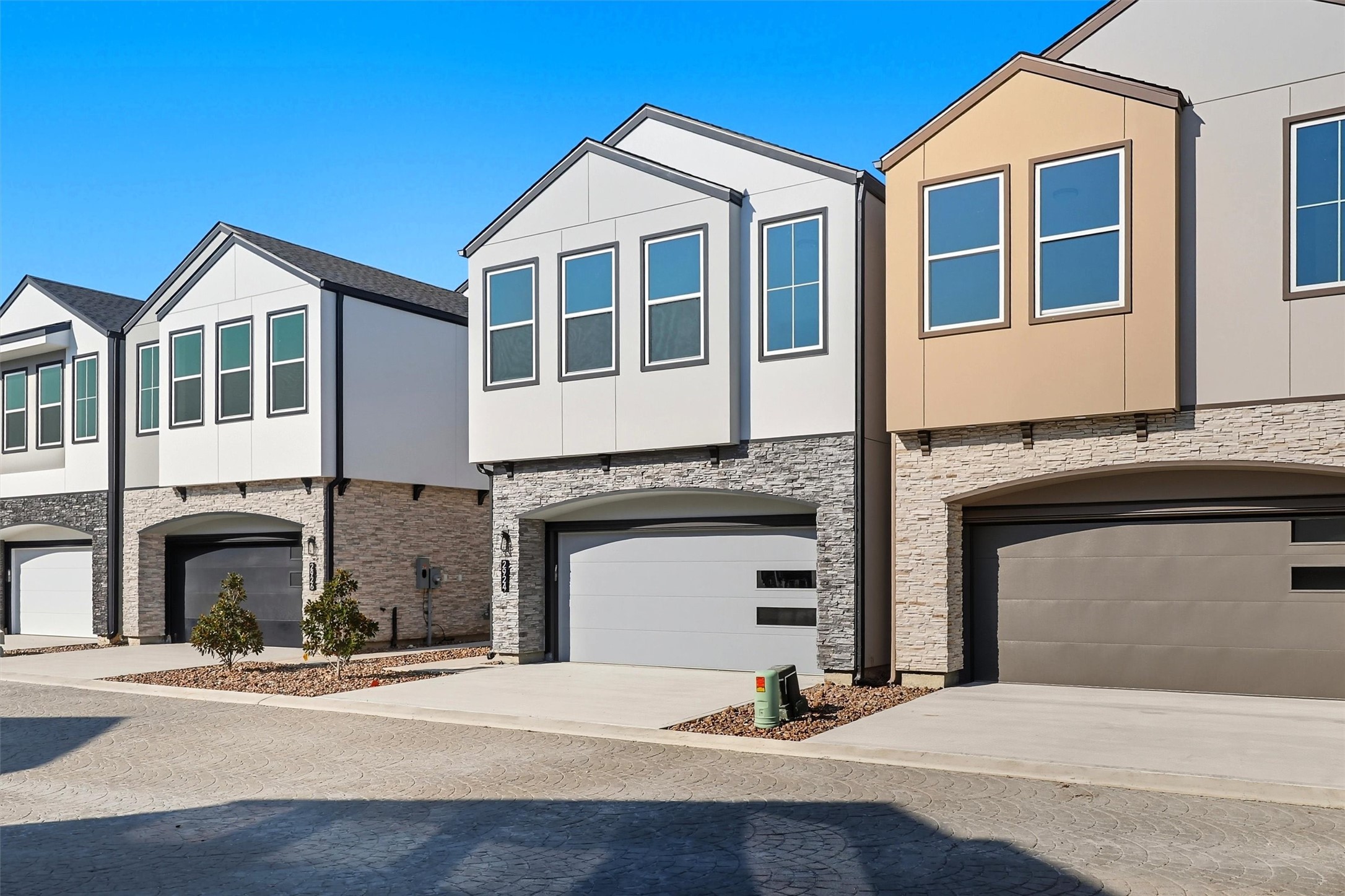 2924 El Fenice Lane Houston, TX 77057 - Photo 39 of 39 a front view of a house with yard