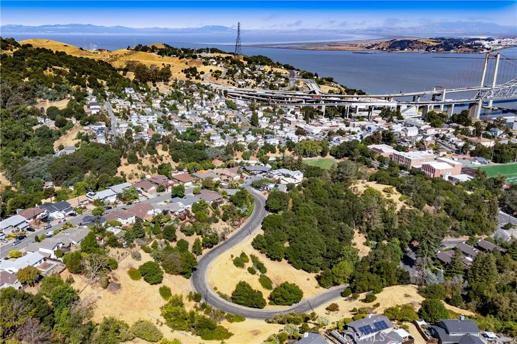 0 Rolph Park Drive Crockett, CA 94525 - Photo 9 of 33 a view of a city