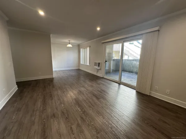 $2,500 | 8548 Via Mallorca, Unit B, La Jolla, CA 92037