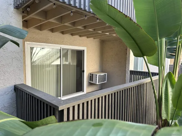 $2,500 | 8548 Via Mallorca, Unit B, La Jolla, CA 92037