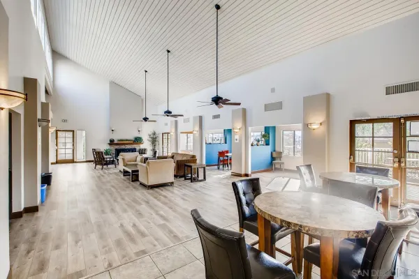 $2,500 | 8548 Via Mallorca, Unit B, La Jolla, CA 92037