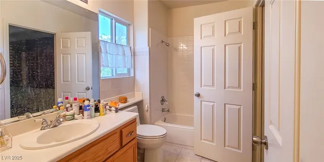 $1,095,000 | 4100 Highland Castle Court, Las Vegas, NV 89129