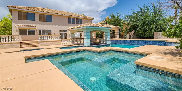 $1,095,000 | 4100 Highland Castle Court, Las Vegas, NV 89129