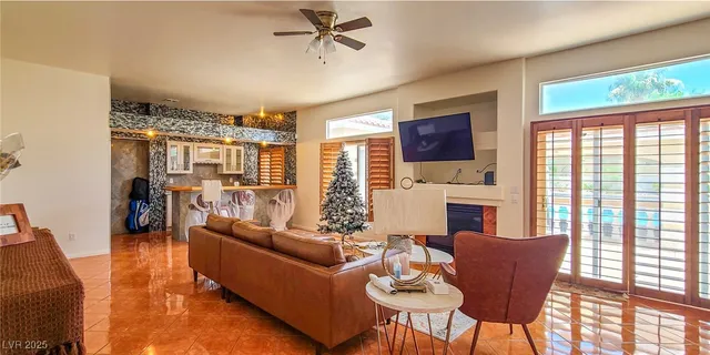 $1,095,000 | 4100 Highland Castle Court, Las Vegas, NV 89129