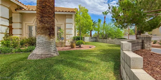 $1,095,000 | 4100 Highland Castle Court, Las Vegas, NV 89129