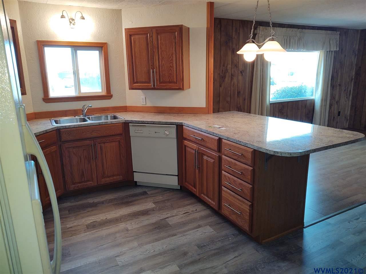 4730 Auburn Road Northeast, Unit 52 Salem, OR 97301 - Photo 5 of 12 Gallery Image 5