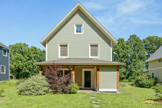 $595,000 | 22 Common Way, Charlotte, VT 05445