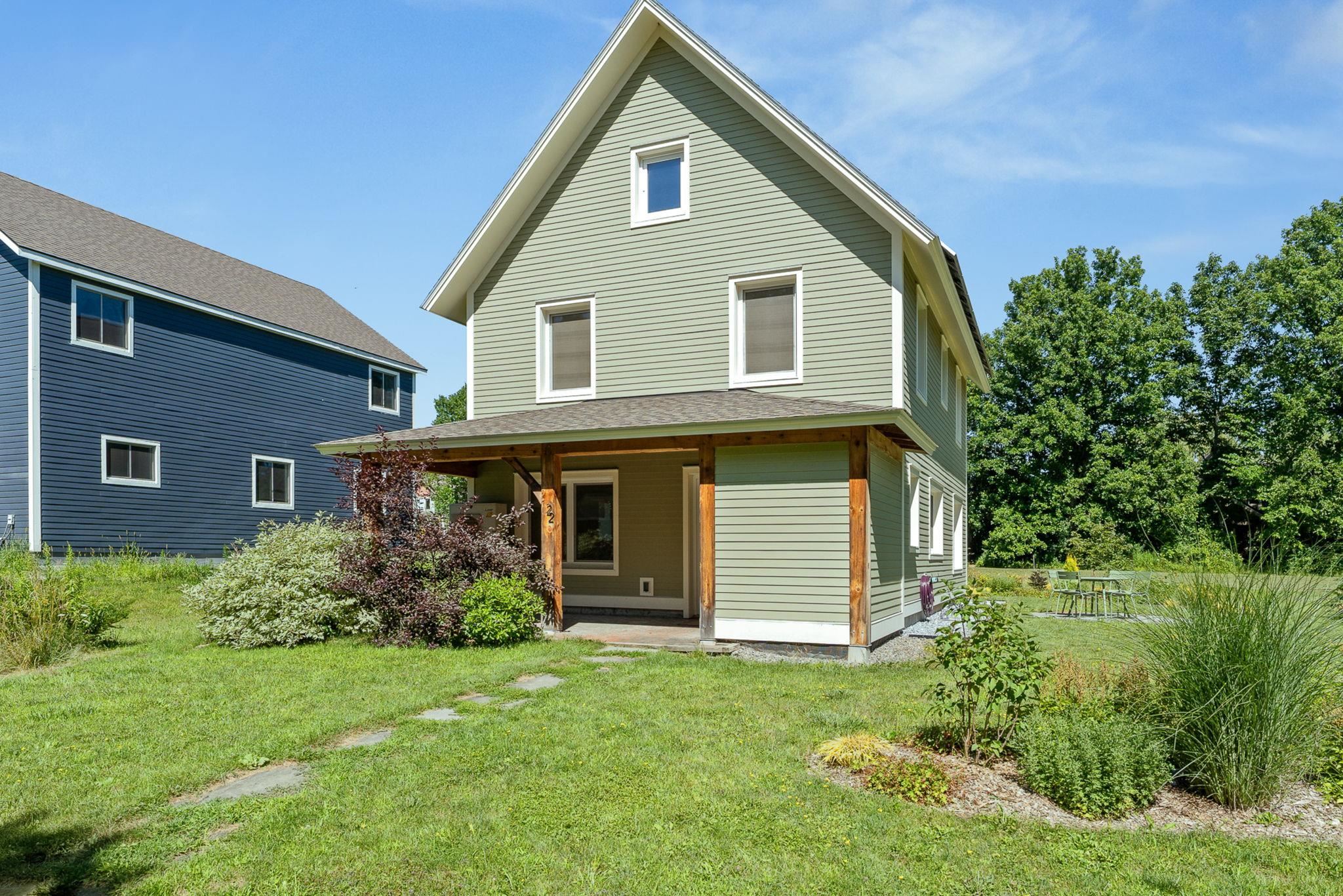 22 Common Way Charlotte, VT 05445 - Photo 2 of 42