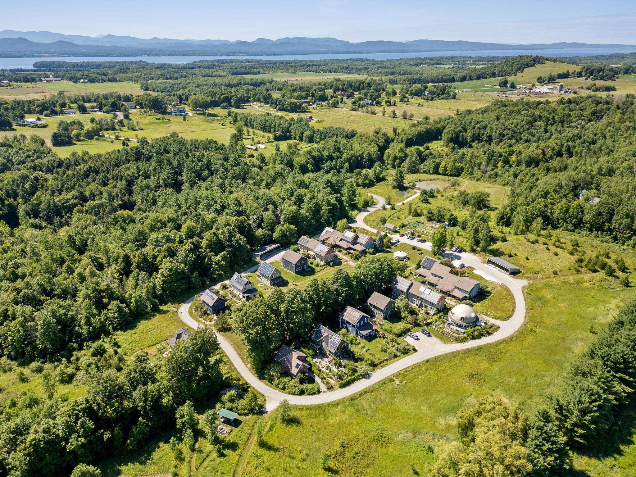 22 Common Way Charlotte, VT 05445 - Photo 40 of 42