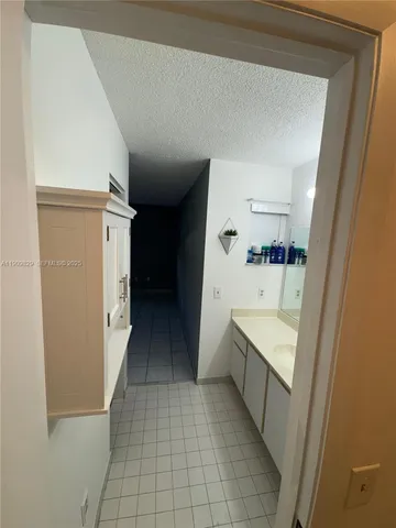 $3,500 | 9510 Southwest 151st Court, Unit 1, Miami, FL 33196