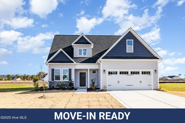 $319,995 | 102 Bella Place, La Grange, NC 28551