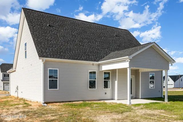 $319,995 | 102 Bella Place, La Grange, NC 28551