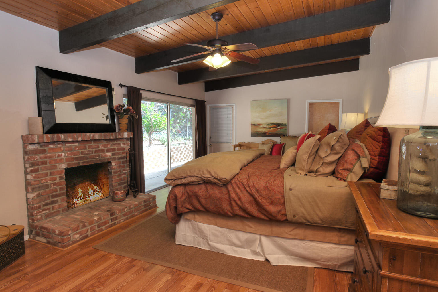4084 Foothill Road Santa Barbara, CA 93110 - Photo 6 of 18 Master